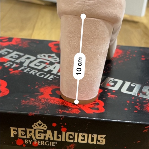 Fergalicious pink heels - Picture 3 of 6